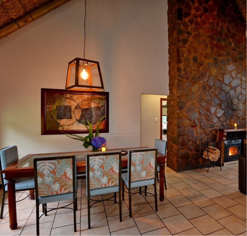 Three Bedroom Chalet 5-min